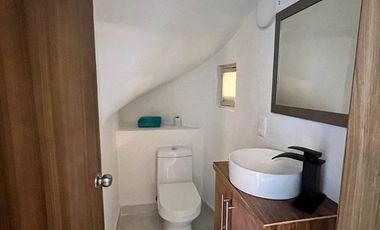 CASA NUEVA EN TULIPANES, CUERNAVACA.