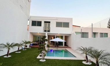 CASA NUEVA EN TULIPANES, CUERNAVACA.
