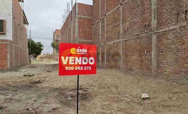 VENDO TERRENO EN OCASIÓN EN LAS CASUARINAS - LOS PORTALES
