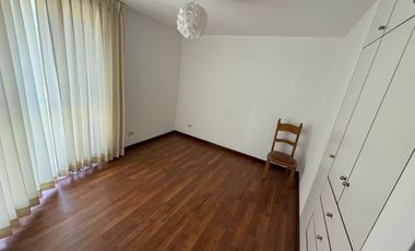 Amplio Departamento de 145 m², con Piscina y Vistas a La Campiña en Cayma