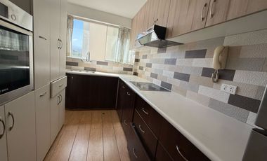 Amplio Departamento de 145 m², con Piscina y Vistas a La Campiña en Cayma