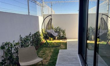 PRECIOSA CASA RESIDENCIAL