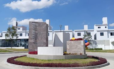 PRECIOSA CASA RESIDENCIAL