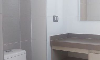 Arriendo cómodo departamento en Concon, 2 Dormitorios , 2 Baños , 1 Estacionamiento $ 850.000 con gastos comunes incluidos