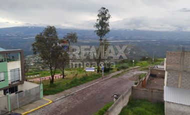 Casa en Renta Sector Calderón.