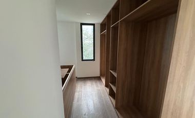 CASA EN VENTA ZONA PLAZA SAN DIEGO