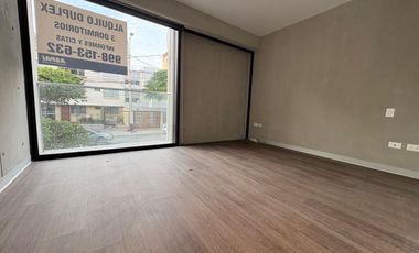 Loft Grande de Diseño Industrial con Mucha Luz Natural, Alquiler en Miraflores