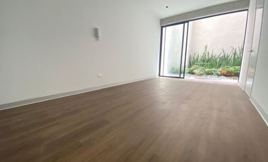 Loft Grande de Diseño Industrial con Mucha Luz Natural, Alquiler en Miraflores