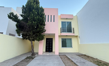 Casa en Renta, Fracc. Jardines del Country