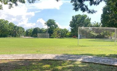 Terreno en venta en privada residencial al norte de Mérida con precio de oportunidad