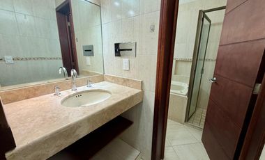 CASA EN VENTA EN NUEVA GALICIA, COTO VALENCIA