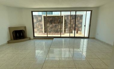 CASA EN VENTA EN NUEVA GALICIA, COTO VALENCIA