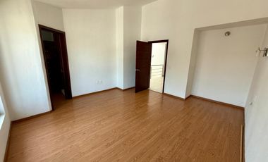 CASA EN VENTA EN NUEVA GALICIA, COTO VALENCIA
