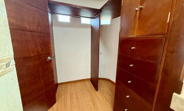 CASA EN VENTA EN NUEVA GALICIA, COTO VALENCIA