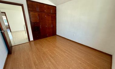 CASA EN VENTA EN NUEVA GALICIA, COTO VALENCIA