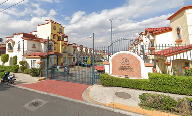 Casa en Fraccionamiento, privada Riveira, Villa del Real, Tecámac, Estado de México