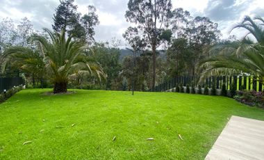 HERMOSOS LOTES DE TERRENO EN NUEVA URB PRIVADA CUMBAYA (a pasos del Club Rancho San Francisco)