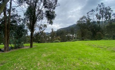 HERMOSOS LOTES DE TERRENO EN NUEVA URB PRIVADA CUMBAYA (a pasos del Club Rancho San Francisco)