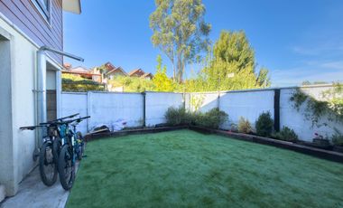 Casa en condominio, Los Piñones · Venta UF 8.500