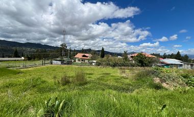 EN VENTA AMPLIO TERRENO CON 3800m2 - Ubicado en Ricaurte  | Cuenca