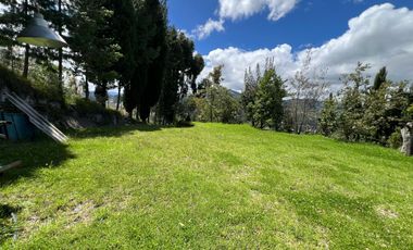 EN VENTA AMPLIO TERRENO CON 3800m2 - Ubicado en Ricaurte  | Cuenca