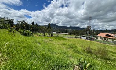 EN VENTA AMPLIO TERRENO CON 3800m2 - Ubicado en Ricaurte  | Cuenca