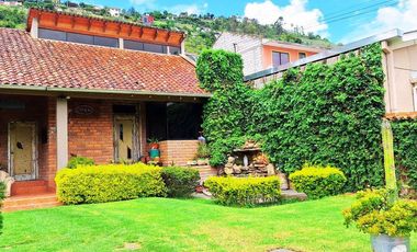 CASA EN VENTA, VIVE O EMPRENDE EN PAUTE.