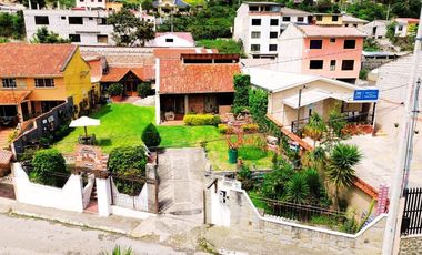 CASA EN VENTA, VIVE O EMPRENDE EN PAUTE.