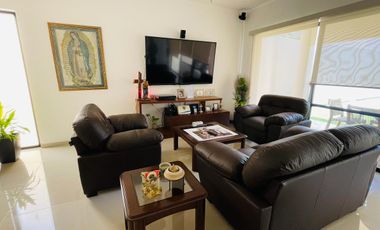 𝐂𝐀𝐒𝐀 𝐄𝐍 𝐕𝐄𝐍𝐓𝐀 𝐄𝐍 𝐌É𝐑𝐈𝐃𝐀 🏡 📍𝐏𝐑𝐈𝐕𝐀𝐃𝐀 𝐒𝐀𝐍𝐓𝐀 𝐂𝐑𝐔𝐙 𝐂𝐎𝐍𝐊𝐀𝐋