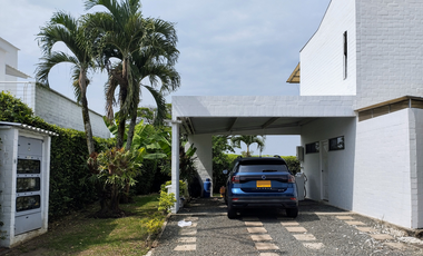 ARRIENDO CASA EN LA MORADA A LAS AFUERAS DE CALI VALLE DEL CAUCA