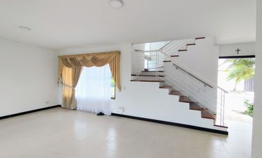 ARRIENDO CASA EN LA MORADA A LAS AFUERAS DE CALI VALLE DEL CAUCA