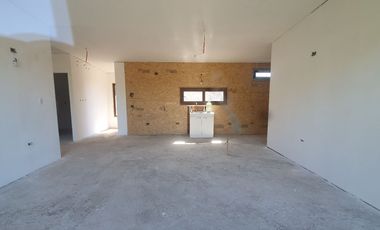 Parcela con casa casi terminada en Casablanca 3D 2B $84.900.000