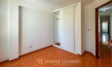 ALQUILER DEPARTAMENTO EN 3 PISO SURCO 2 HABITACIONES