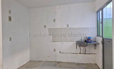 VENTA. Casa de una planta con 1 recámara y amenidades - San Pedro Mártir