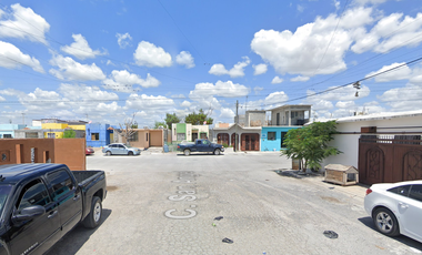 SG- CASA DE RECUPERACION BANCARIA EN CALLE SAN ANGEL, VILLAS DE SAN MIGUEL, NUEVO LAREDO, TAMAUILIPAS