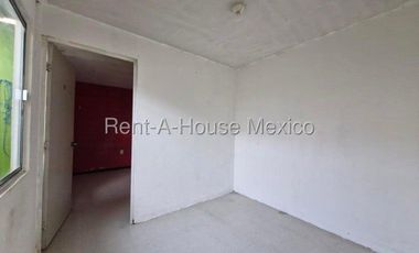 Casa de una planta con 1 recámara y amenidades - VENTA, San Pedro Mártir