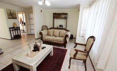 Se Vende Cómoda Casa Pareada de 2 pisos en Maipú