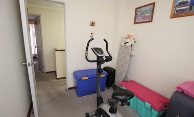 Se Vende Cómoda Casa Pareada de 2 pisos en Maipú