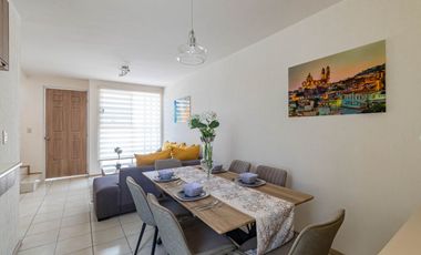 Casa en Venta en Privada con 3 Recámaras y Seguridad a 15 Minutos de Cuernavaca Morelos