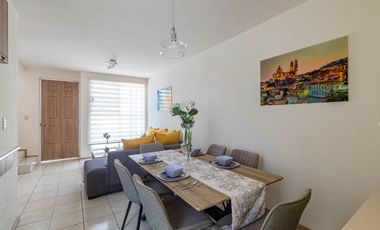 Casa en Venta en Privada con 3 Recámaras y Seguridad a 15 Minutos de Cuernavaca Morelos