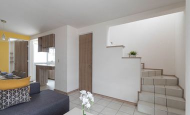 Casa en Venta en Privada con 3 Recámaras y Seguridad a 15 Minutos de Cuernavaca Morelos