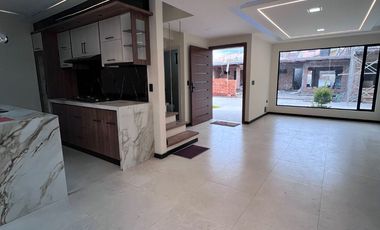 CASA VIP EN VENTA, Sector Ricaurte Sudamericano C1470