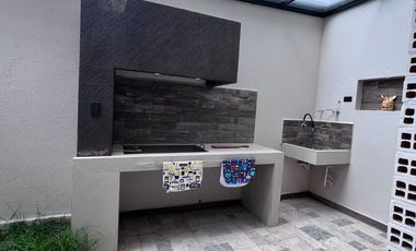 CASA VIP EN VENTA, Sector Ricaurte Sudamericano C1470