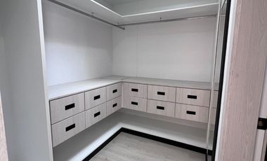 CASA VIP EN VENTA, Sector Ricaurte Sudamericano C1470