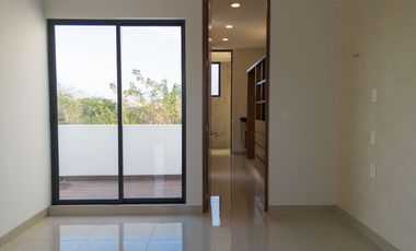 CASA EN CHOLUL, EN PRIVADA PLENUM RESIDENCIAL, ENTREGA INMEDIATA.