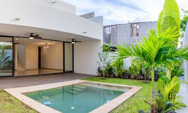CASA EN CHOLUL, EN PRIVADA PLENUM RESIDENCIAL, ENTREGA INMEDIATA.