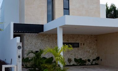 CASA EN CHOLUL, ENTREGA INMEDIATA, EN PRIVADA PLENUM RESIDENCIAL.