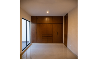 CASA EN CHOLUL, ENTREGA INMEDIATA, EN PRIVADA PLENUM RESIDENCIAL.