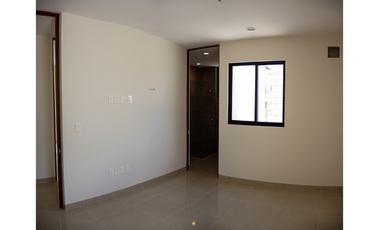 CASA EN CHOLUL, ENTREGA INMEDIATA, EN PRIVADA PLENUM RESIDENCIAL.
