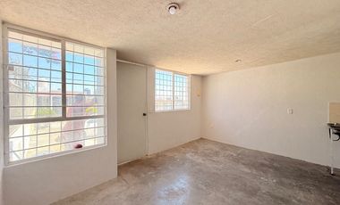 Casa en venta en Villas Terranova con excedente